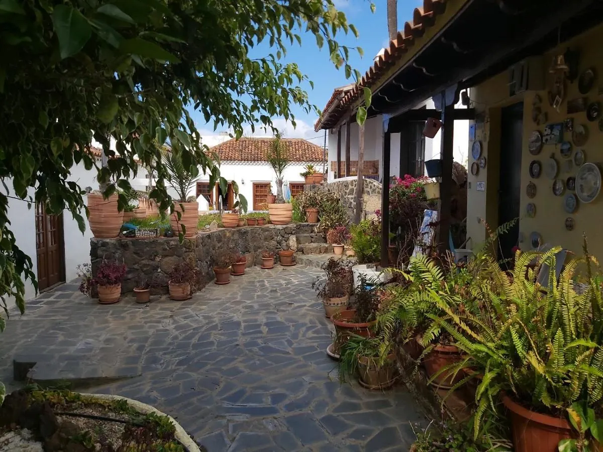 Charming 1-Bed House In La Laguna Villa